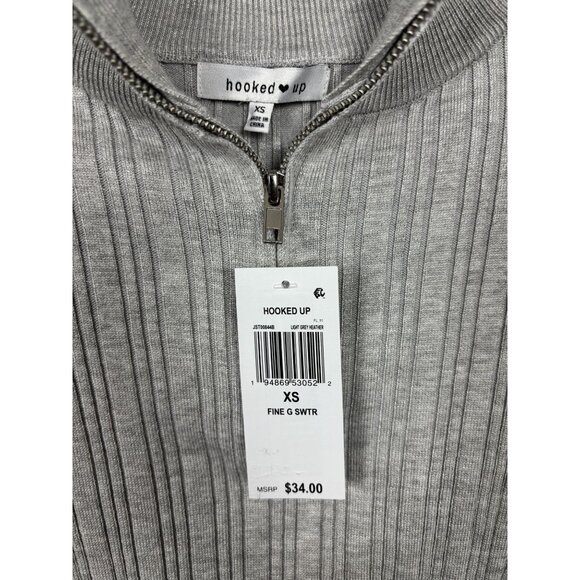 Hooked up by Iot Women's Juniors' Quarter-Zip Mock-Neck Sweater Gray XS NWT's - Picture 6 of 8